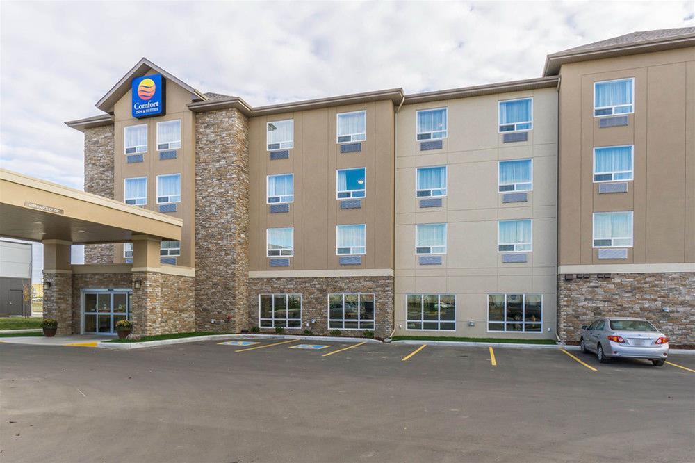 Comfort Inn & Suites Edmonton International Airport Nisku Buitenkant foto