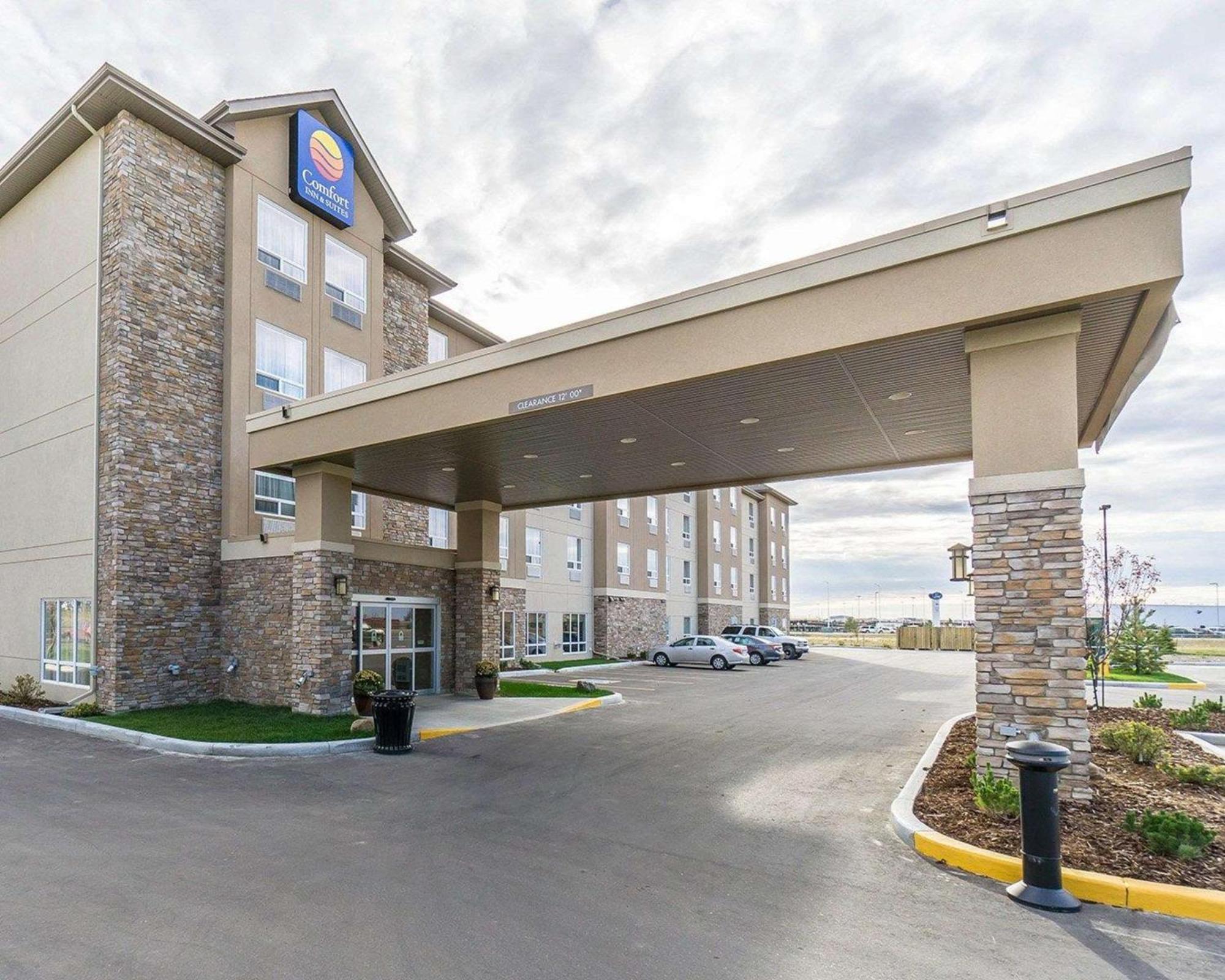 Comfort Inn & Suites Edmonton International Airport Nisku Buitenkant foto
